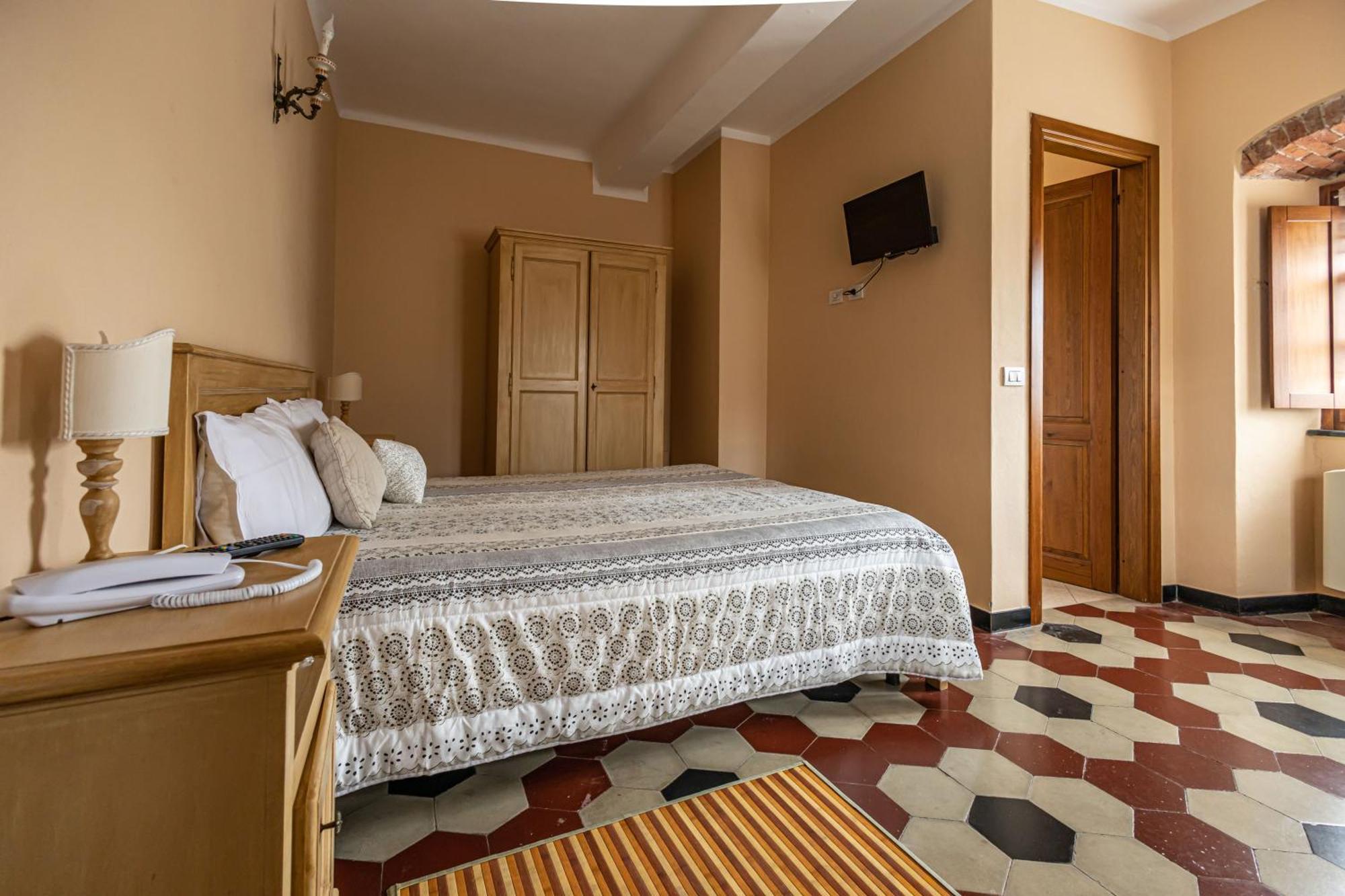 Albergo La Luna Sarzana Exteriör bild