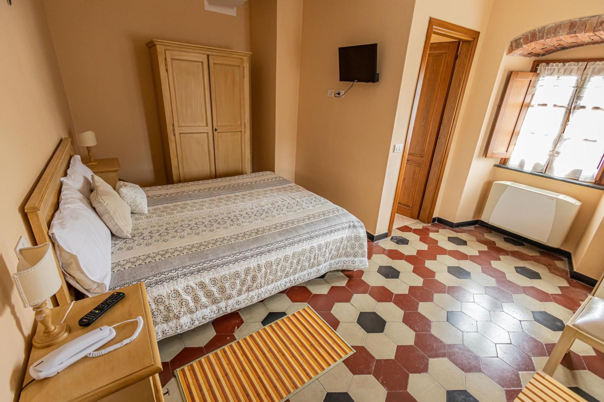 Albergo La Luna Sarzana Exteriör bild
