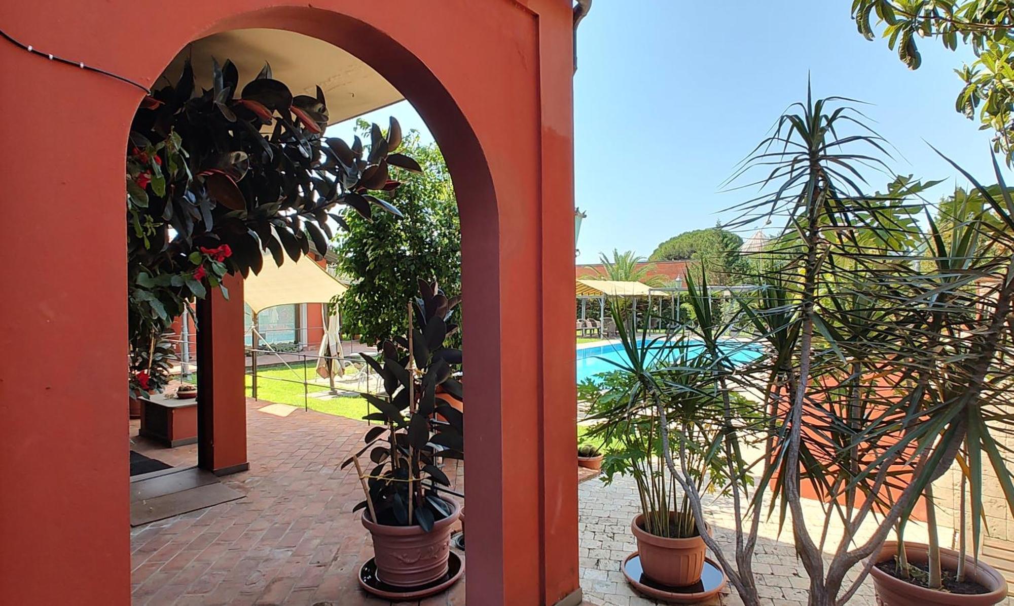 Albergo La Luna Sarzana Exteriör bild